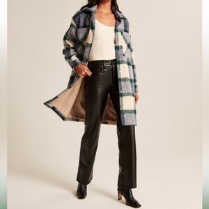 NWOT Abercrombie & Fitch Vegan Leather 90’s Relaxed Pant